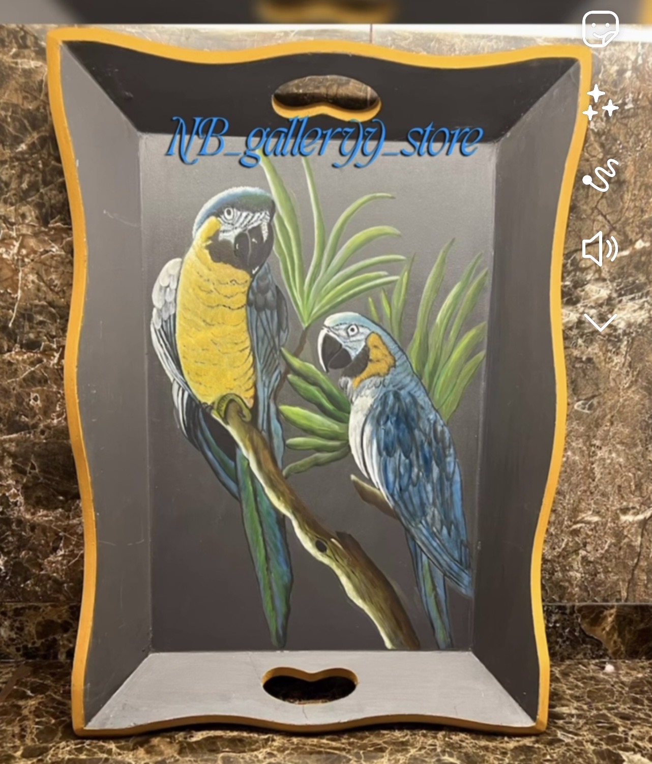 تصویر نقاشی دو‌تا طوطی زرد و ابی
